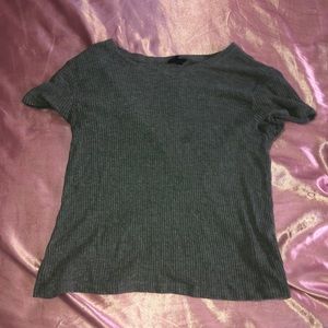 Gray Aeropostale crop top